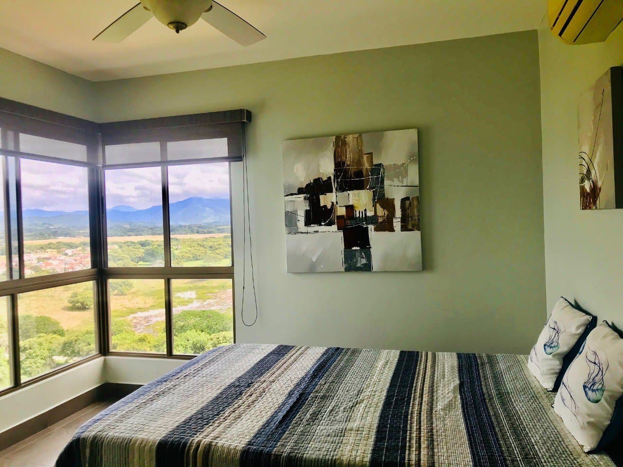 Two Level Penthouse in Gorgona R-0450 - Image 15
