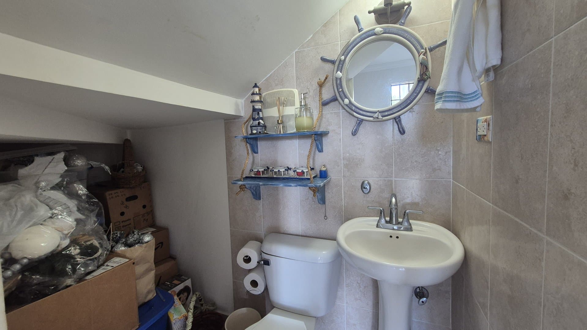 Two-Story 3-Bedroom Townhouse with private pool in a gated community in Coronado P-0598 - Image 56