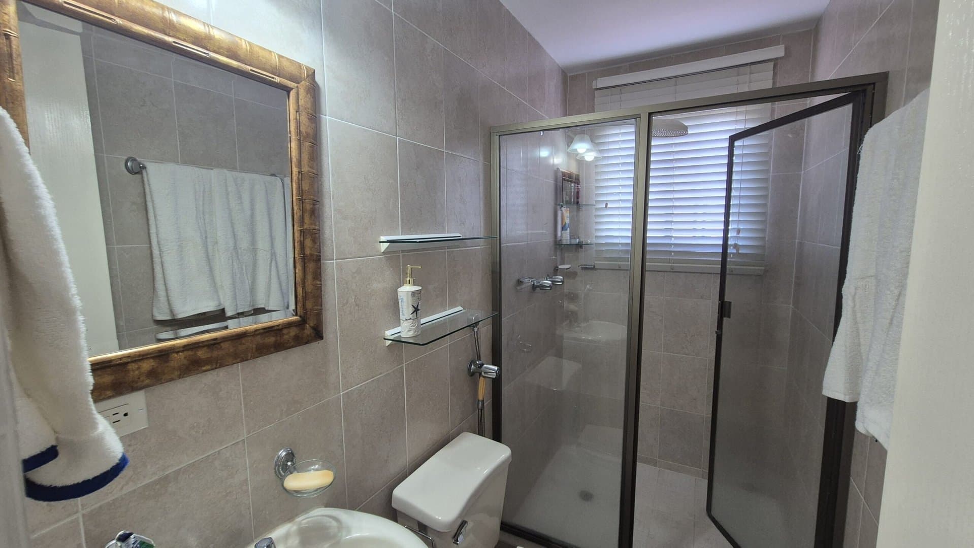 Two-Story 3-Bedroom Townhouse with private pool in a gated community in Coronado P-0598 - Image 21