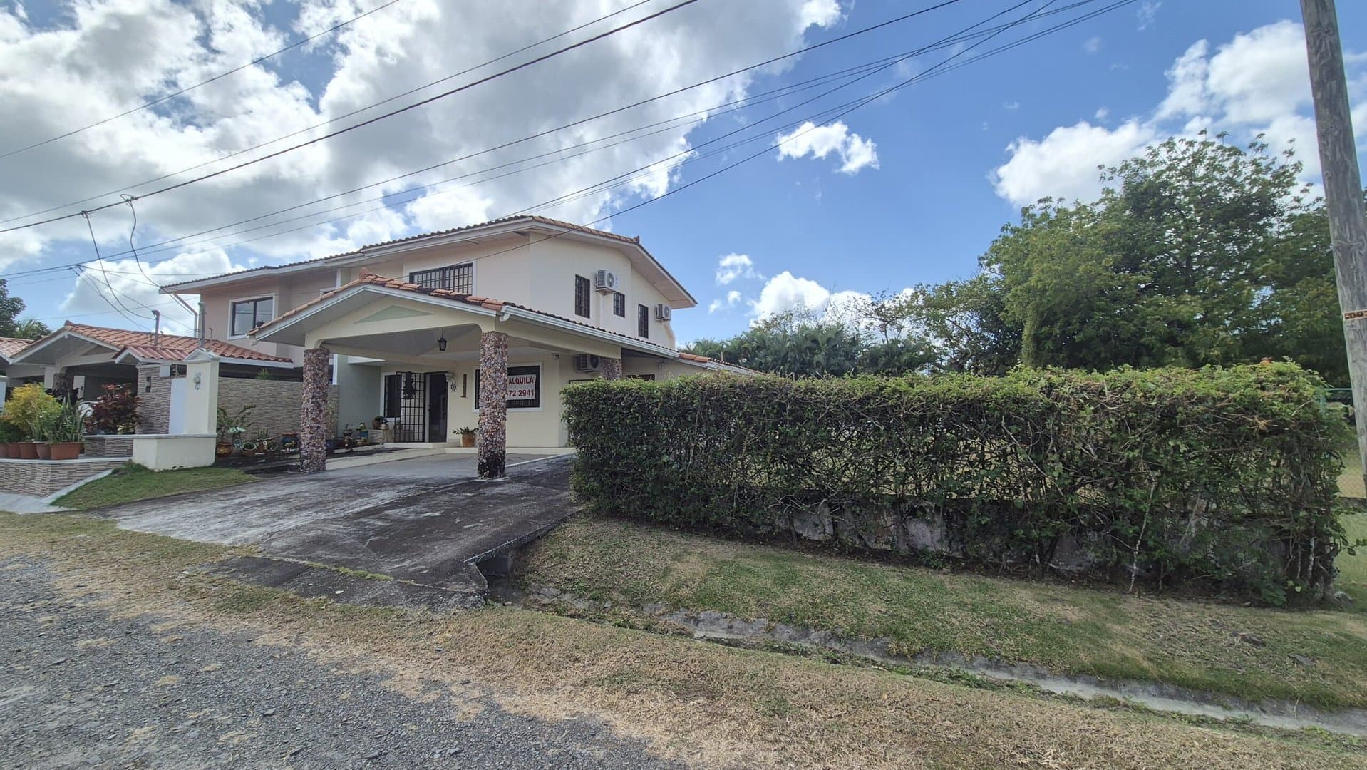 Two-Story 3-Bedroom Townhouse with private pool in a gated community in Coronado P-0598 - Image 4