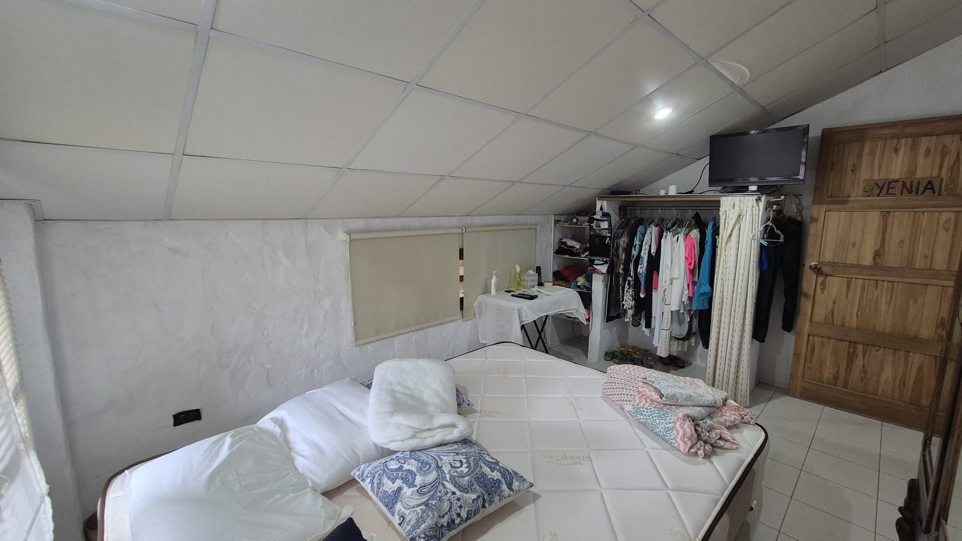 Two-Story House Just Only 1-Minute Walk to the Beach in Playa Corona P-0541 - Image 12