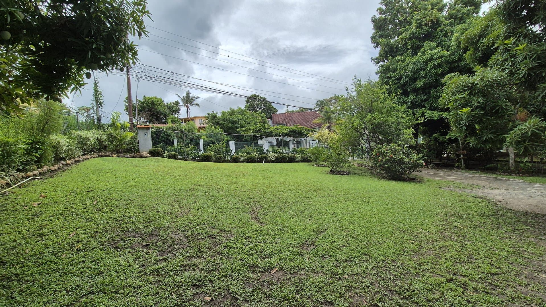 Two-Story House Just Only 1-Minute Walk to the Beach in Playa Corona P-0541 - Image 50