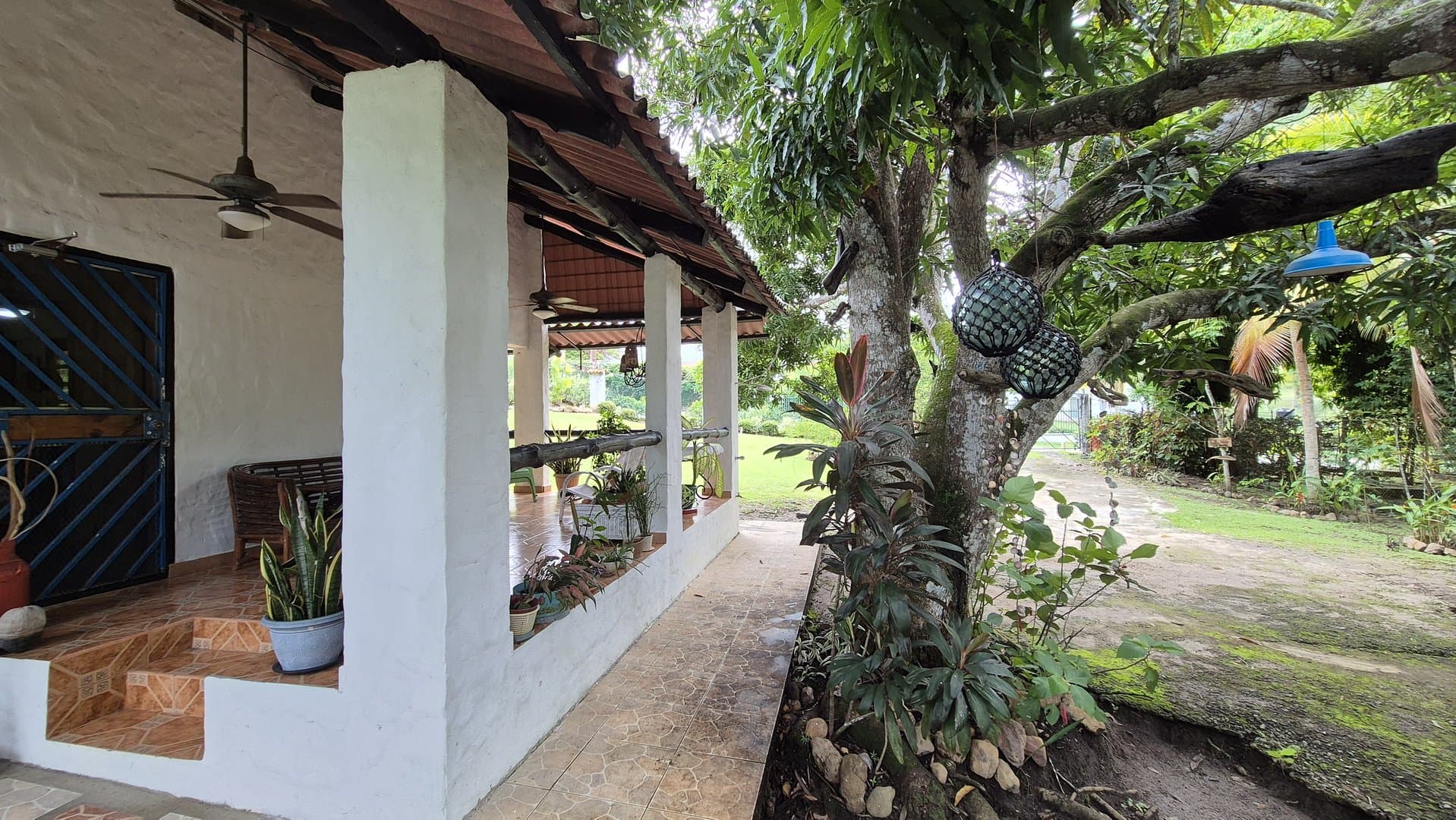 Two-Story House Just Only 1-Minute Walk to the Beach in Playa Corona P-0541 - Image 58