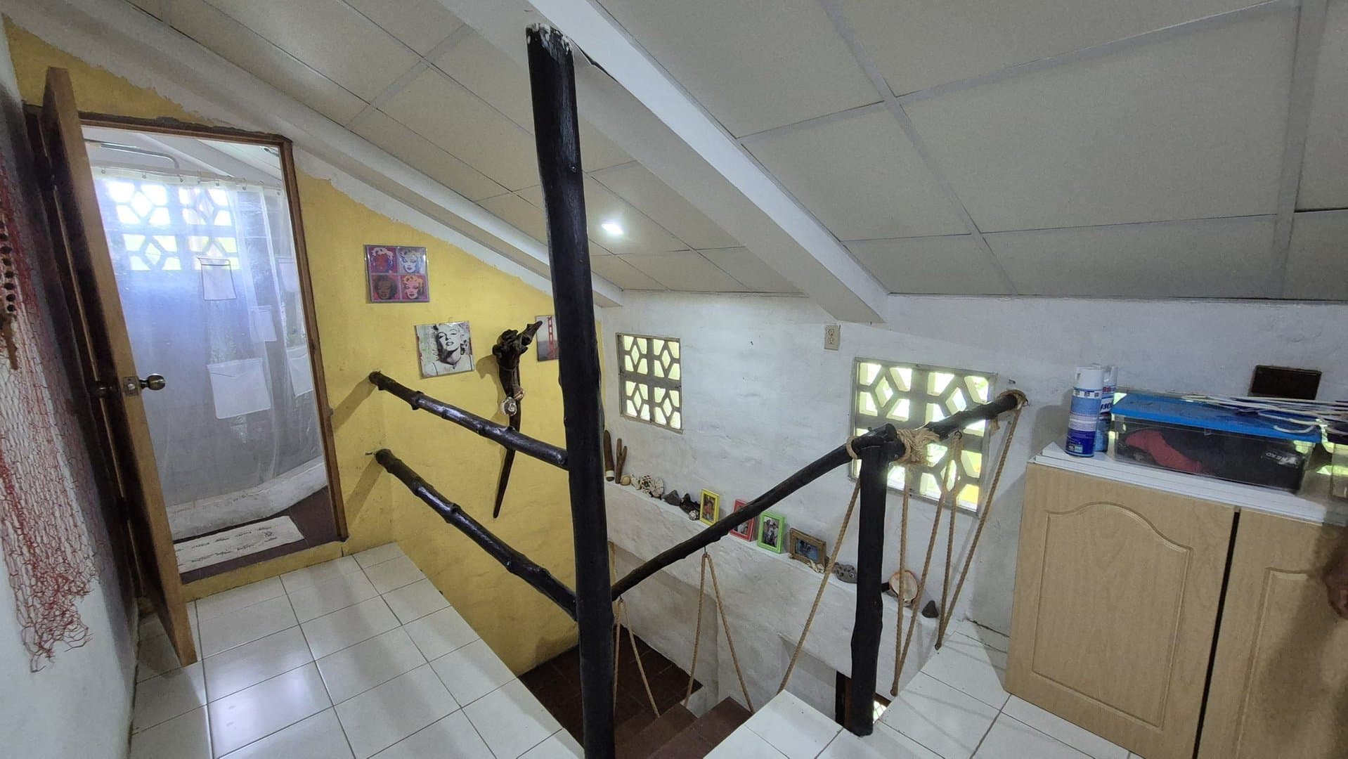 Two-Story House Just Only 1-Minute Walk to the Beach in Playa Corona P-0541 - Image 9