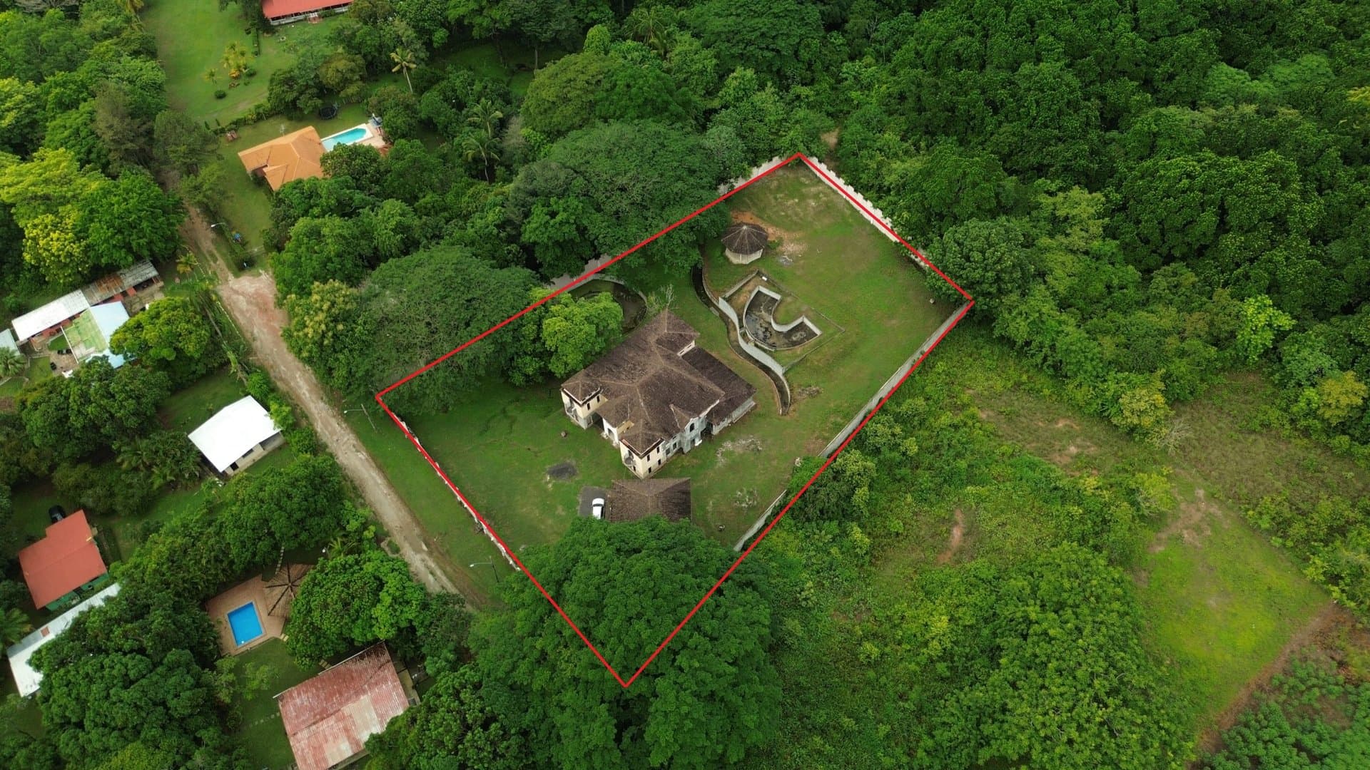 Unique Castle-Style Residence with Spacious Terrace on Expansive Lot Near Santa Clara Beach, Rio Hato P-0487 - Image 1