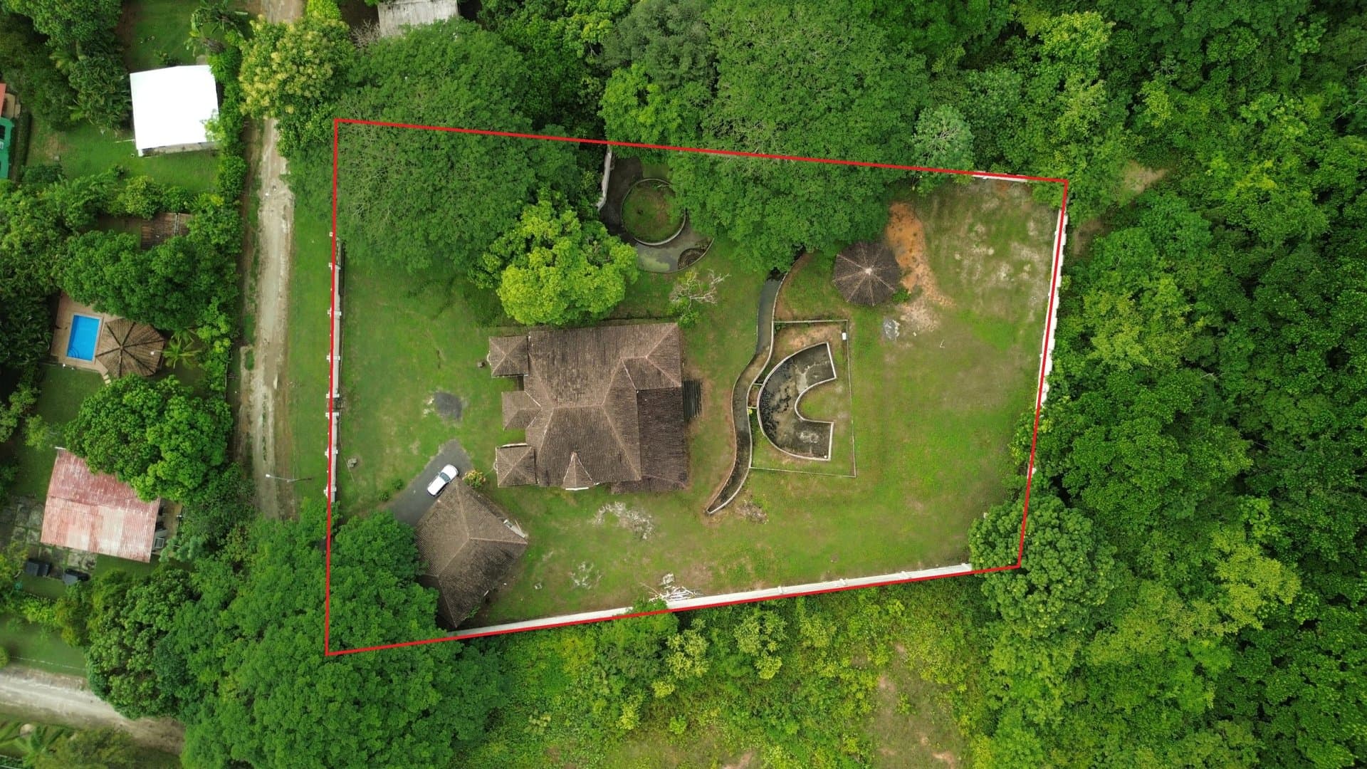 Unique Castle-Style Residence with Spacious Terrace on Expansive Lot Near Santa Clara Beach, Rio Hato P-0487 - Image 2