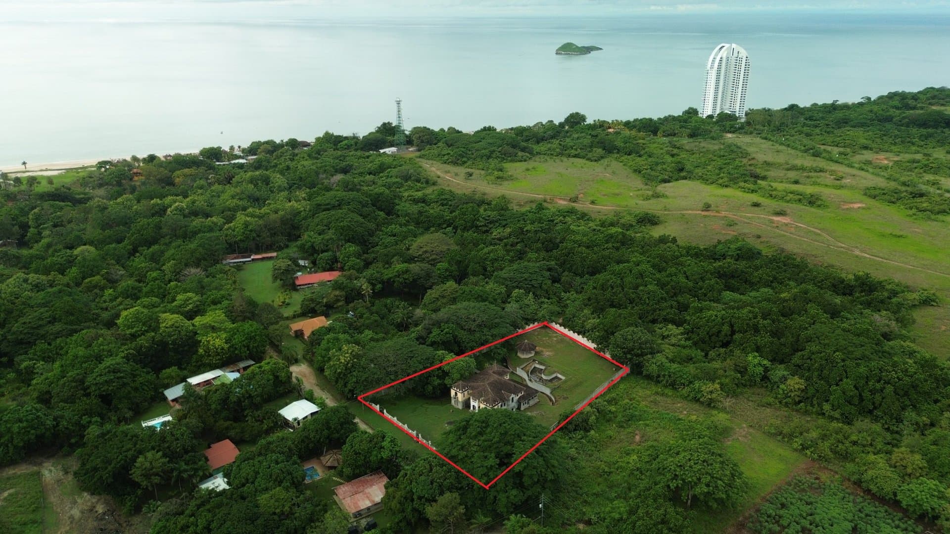 Unique Castle-Style Residence with Spacious Terrace on Expansive Lot Near Santa Clara Beach, Rio Hato P-0487 - Image 3