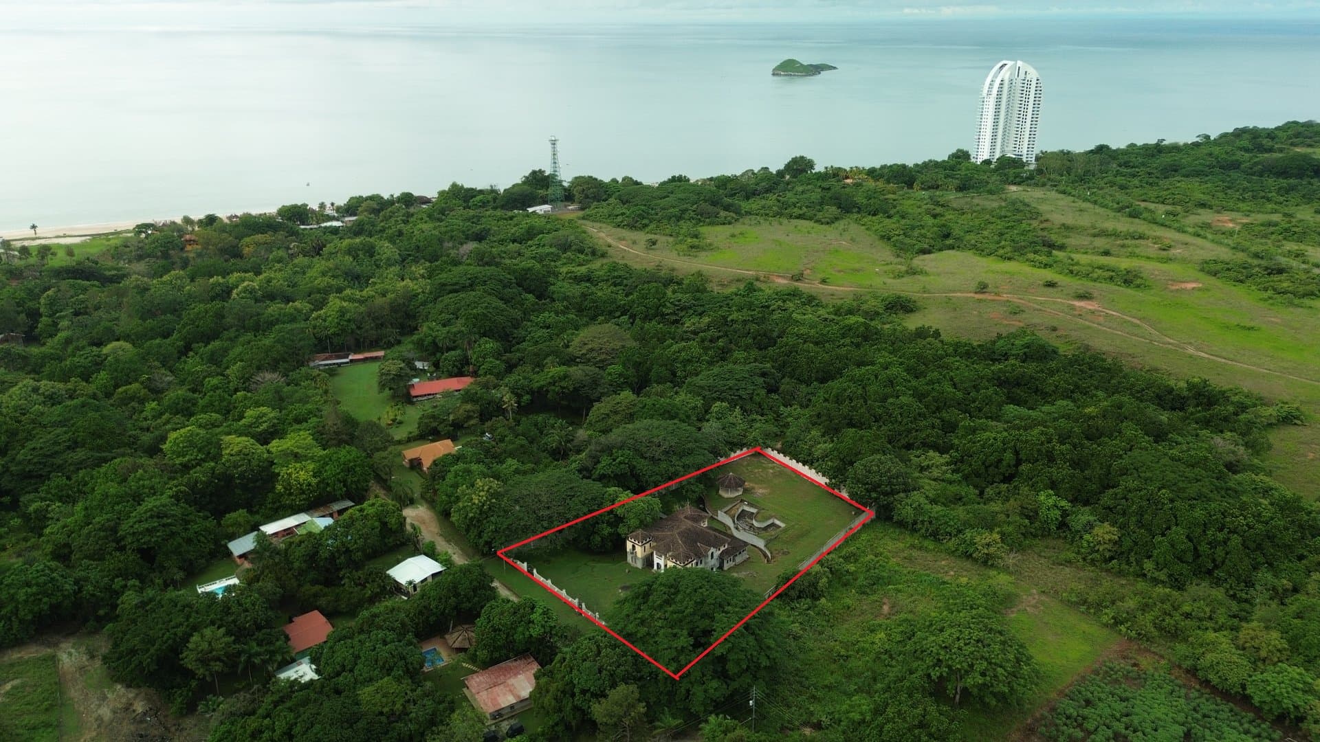 Unique Castle-Style Residence with Spacious Terrace on Expansive Lot Near Santa Clara Beach, Rio Hato P-0487 - Image 73