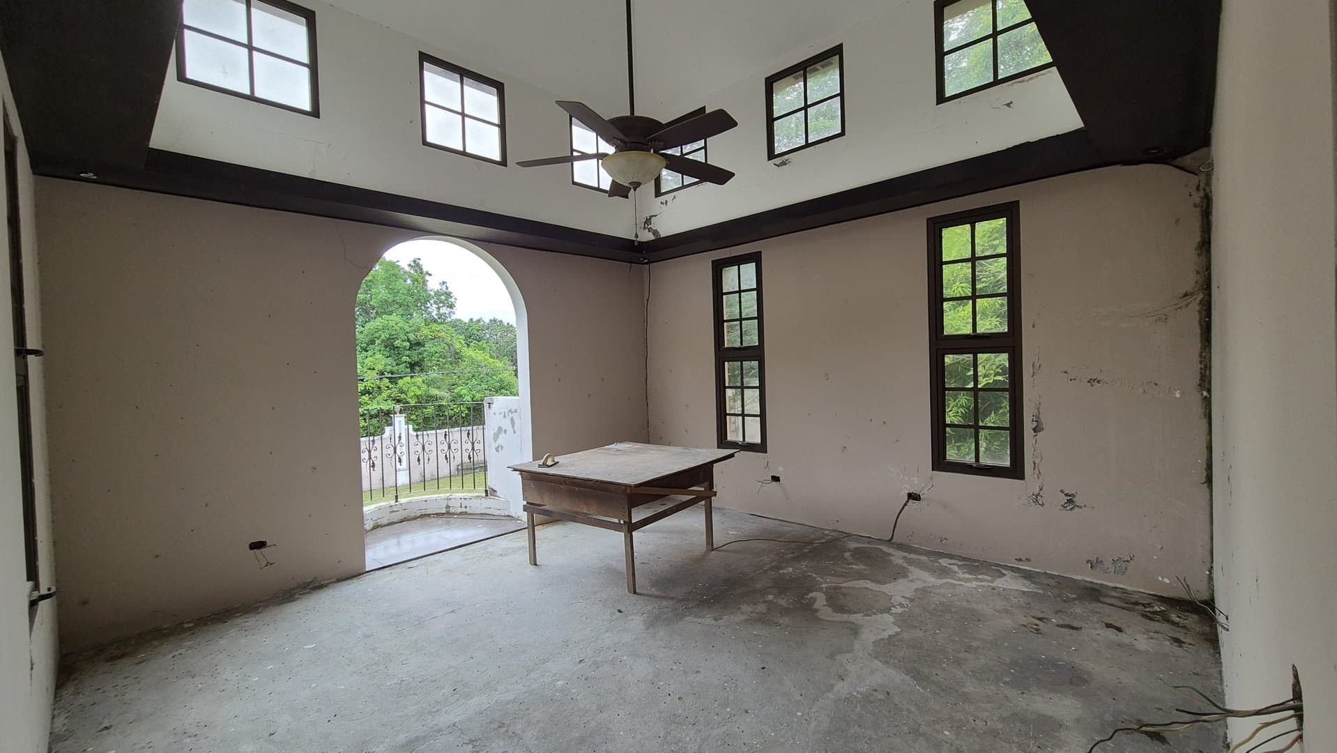 Unique Castle-Style Residence with Spacious Terrace on Expansive Lot Near Santa Clara Beach, Rio Hato P-0487 - Image 33