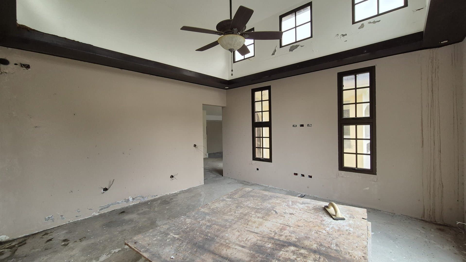 Unique Castle-Style Residence with Spacious Terrace on Expansive Lot Near Santa Clara Beach, Rio Hato P-0487 - Image 38