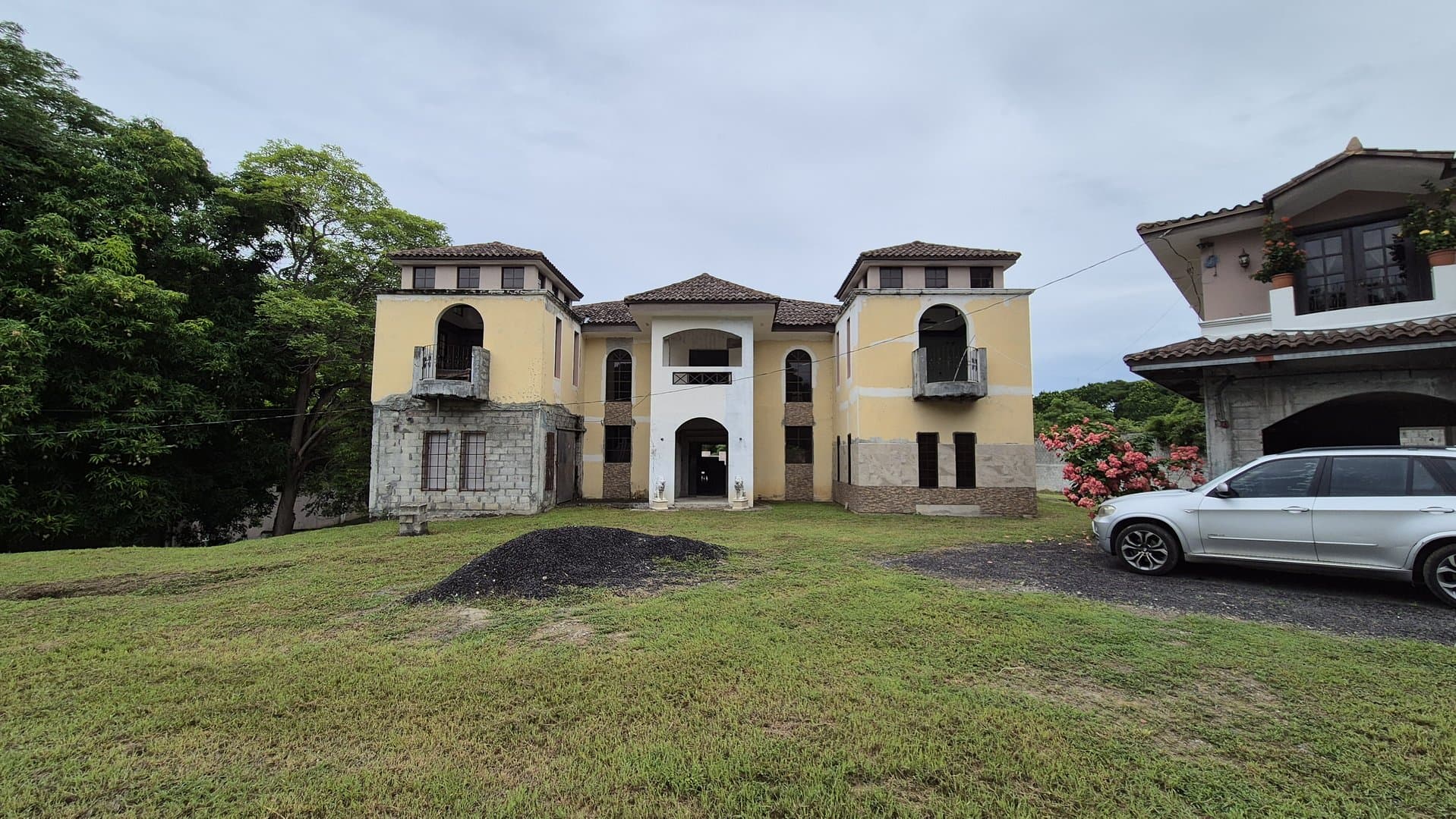 Unique Castle-Style Residence with Spacious Terrace on Expansive Lot Near Santa Clara Beach, Rio Hato P-0487 - Image 75