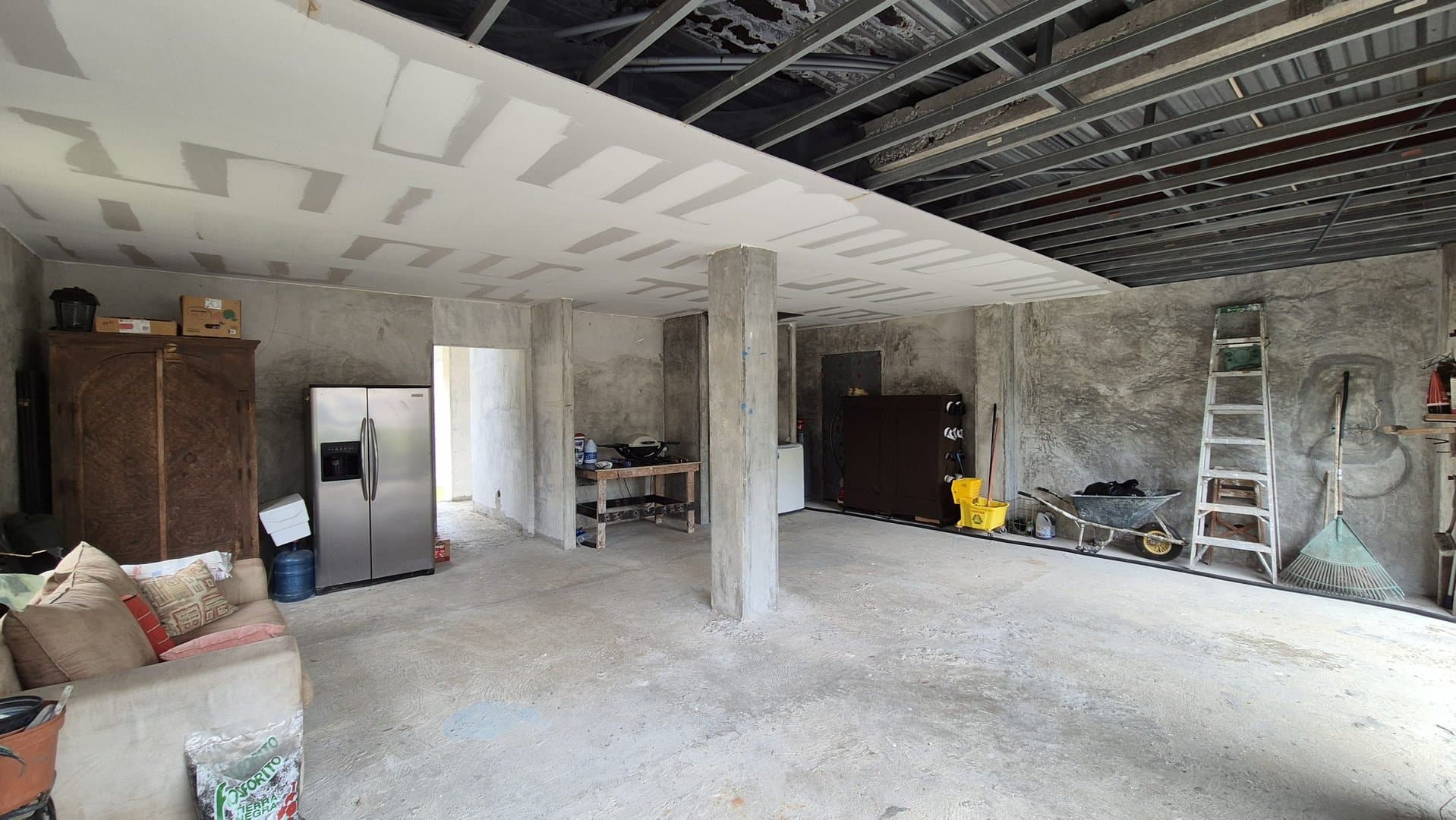 Unique Castle-Style Residence with Spacious Terrace on Expansive Lot Near Santa Clara Beach, Rio Hato P-0487 - Image 50