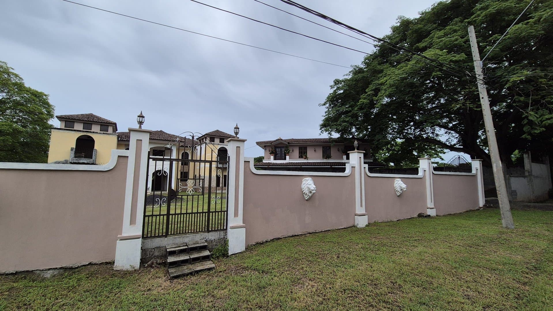 Unique Castle-Style Residence with Spacious Terrace on Expansive Lot Near Santa Clara Beach, Rio Hato P-0487 - Image 66