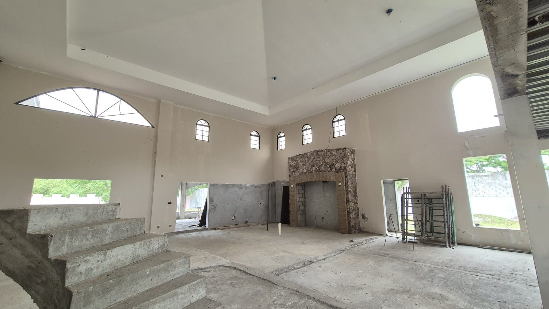 Unique Castle-Style Residence with Spacious Terrace on Expansive Lot Near Santa Clara Beach, Rio Hato P-0487 - Image 9