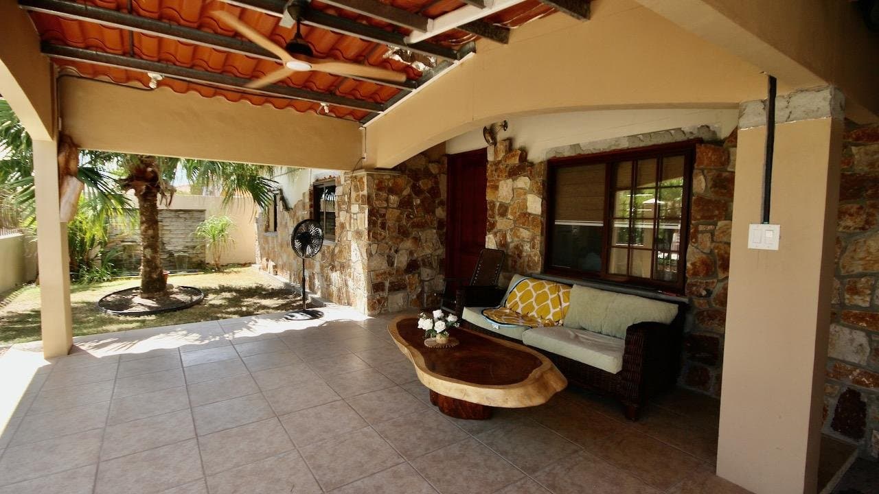 Affordable 3-Bedroom Home in Gated Community – Antón, Coclé - Image 1