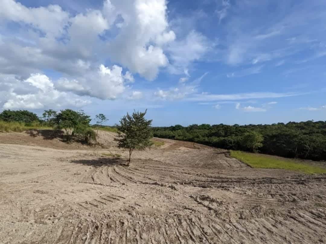 Well Priced Land For Sale in El Espino San Carlos, Las Uvas San Carlos, Panamá Oeste R-0562 - Image 4