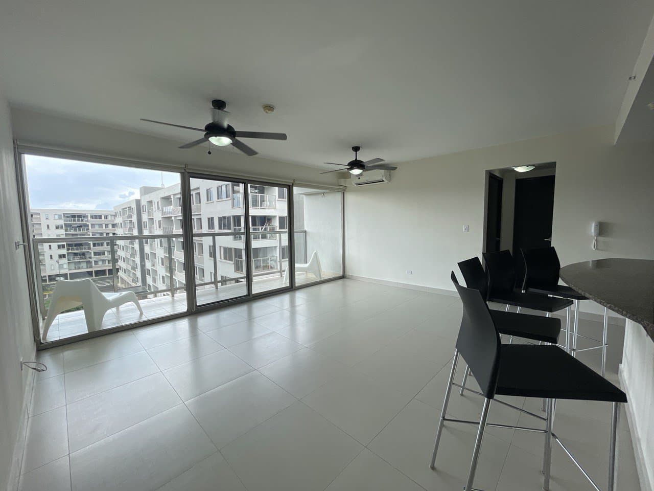 Impeccable Apartment in Woodland, Panama Pacifico R-0034 - Image 1
