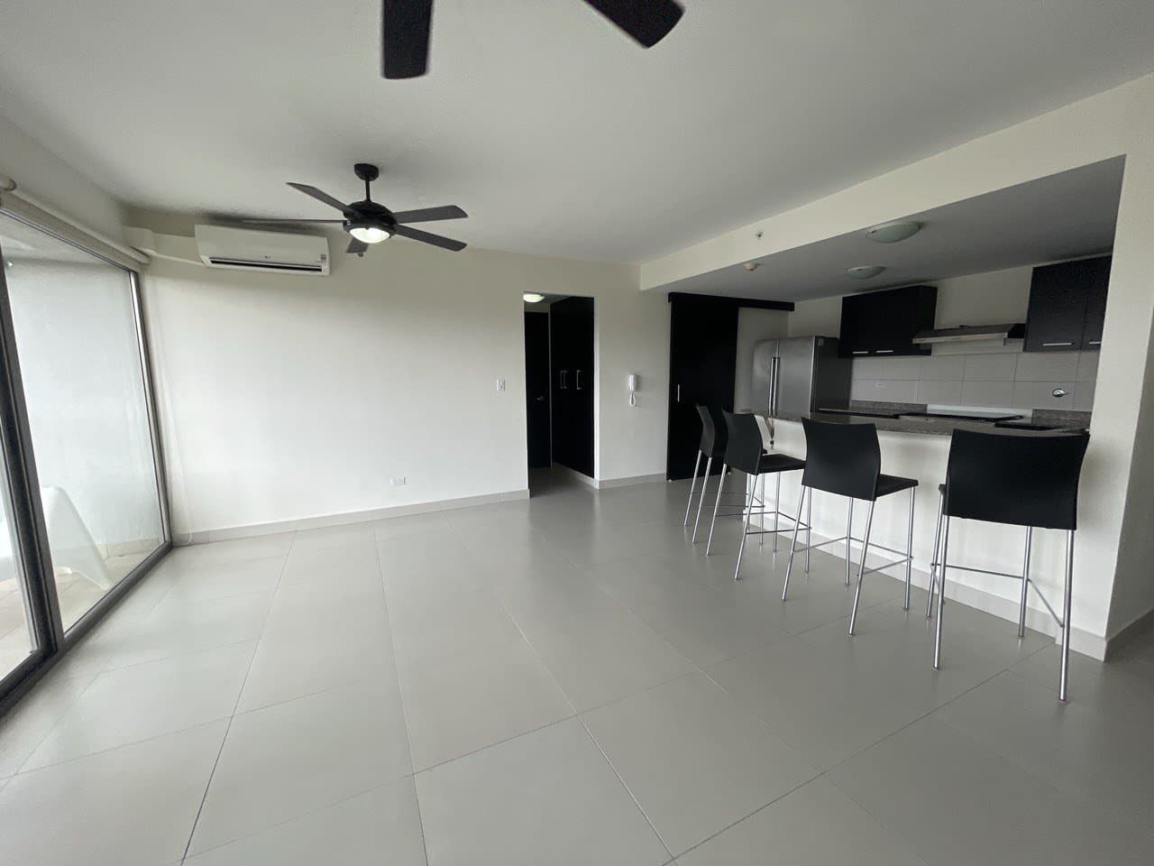 Impeccable Apartment in Woodland, Panama Pacifico R-0034 - Image 2