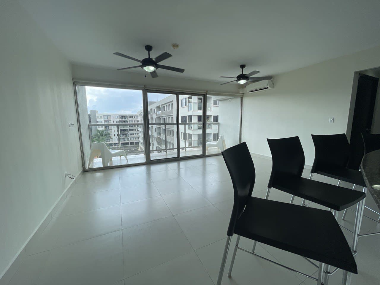 Impeccable Apartment in Woodland, Panama Pacifico R-0034 - Image 5