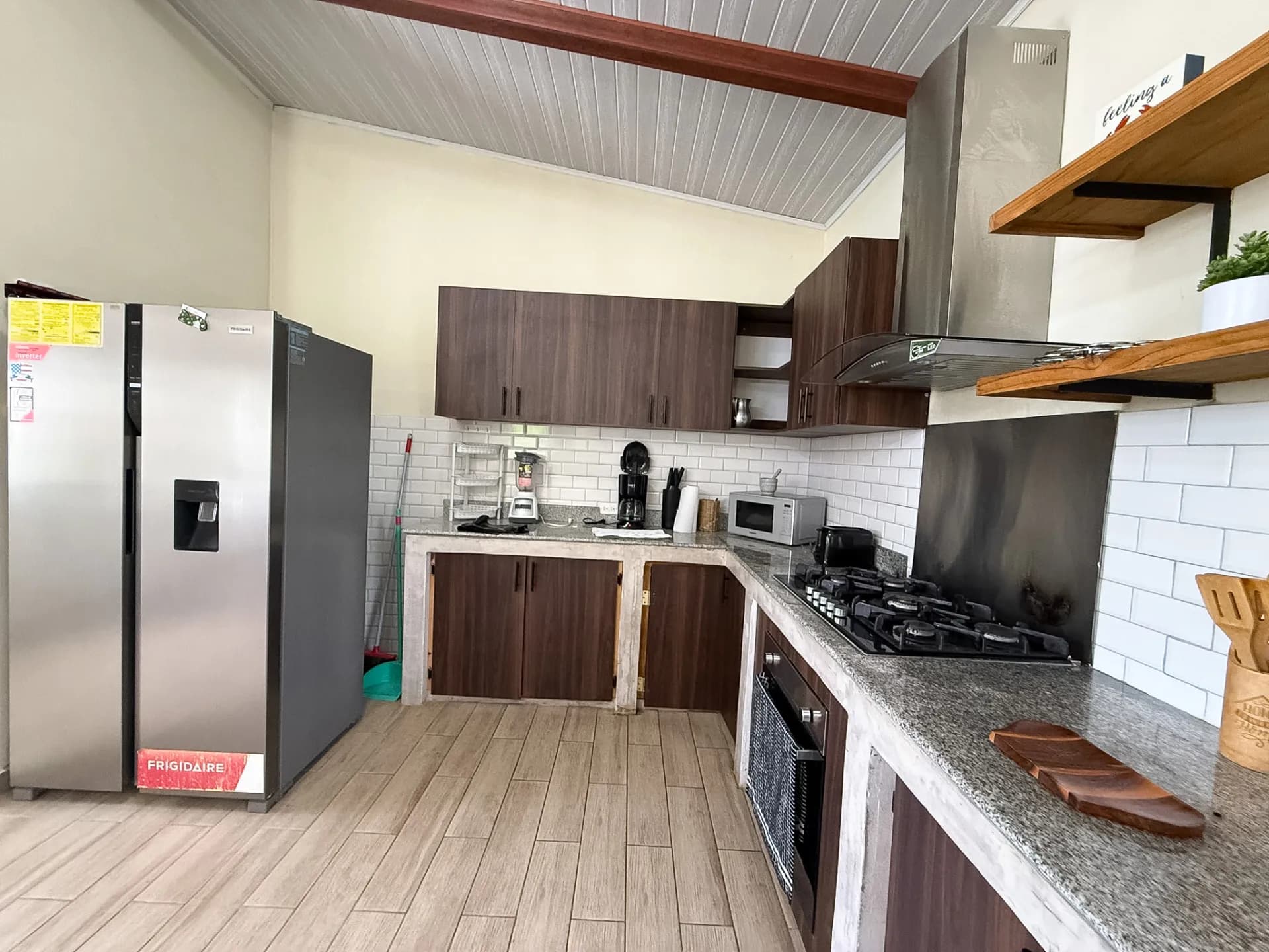 Modern 3 Bedroom Home with Pool in Punta Barco – Peaceful Location Near the Beach R-0054 - Image 9
