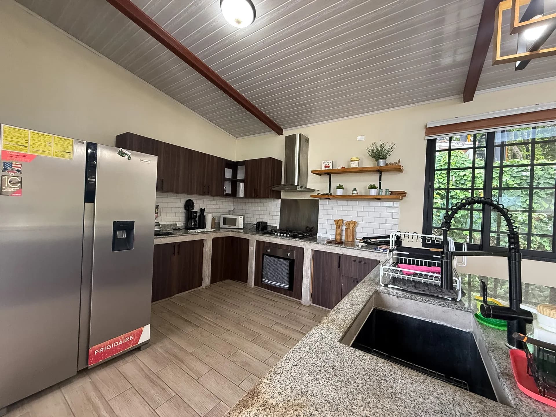 Modern 3 Bedroom Home with Pool in Punta Barco – Peaceful Location Near the Beach R-0054 - Image 7