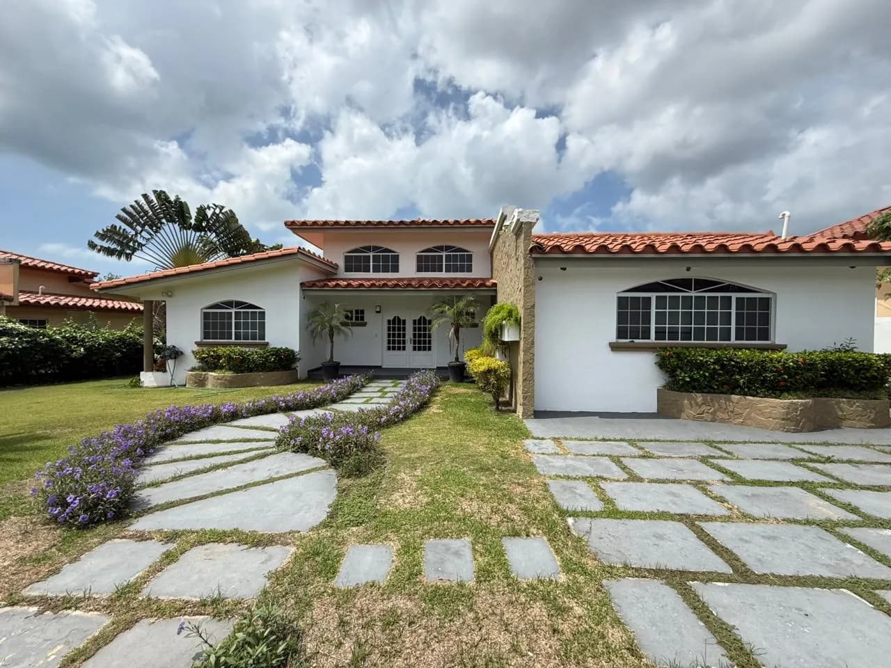 🔥 PRICE REDUCED – 3 BEDROOM HOUSE IN CORONADO WITH POOL 🏡💦 - Image 33