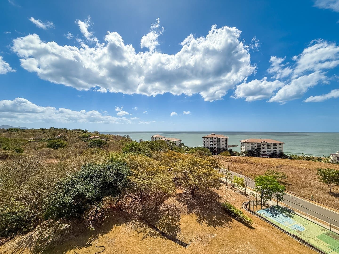 Turnkey 1-Bedroom Oceanview Condo with Expansive Balcony, San Carlos  R-0606 - Image 18