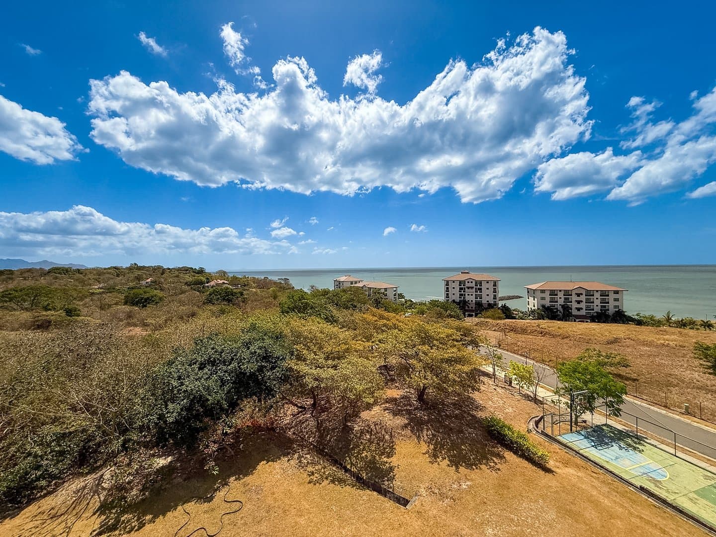 Turnkey 1-Bedroom Oceanview Condo with Expansive Balcony, San Carlos  R-0606 - Image 20