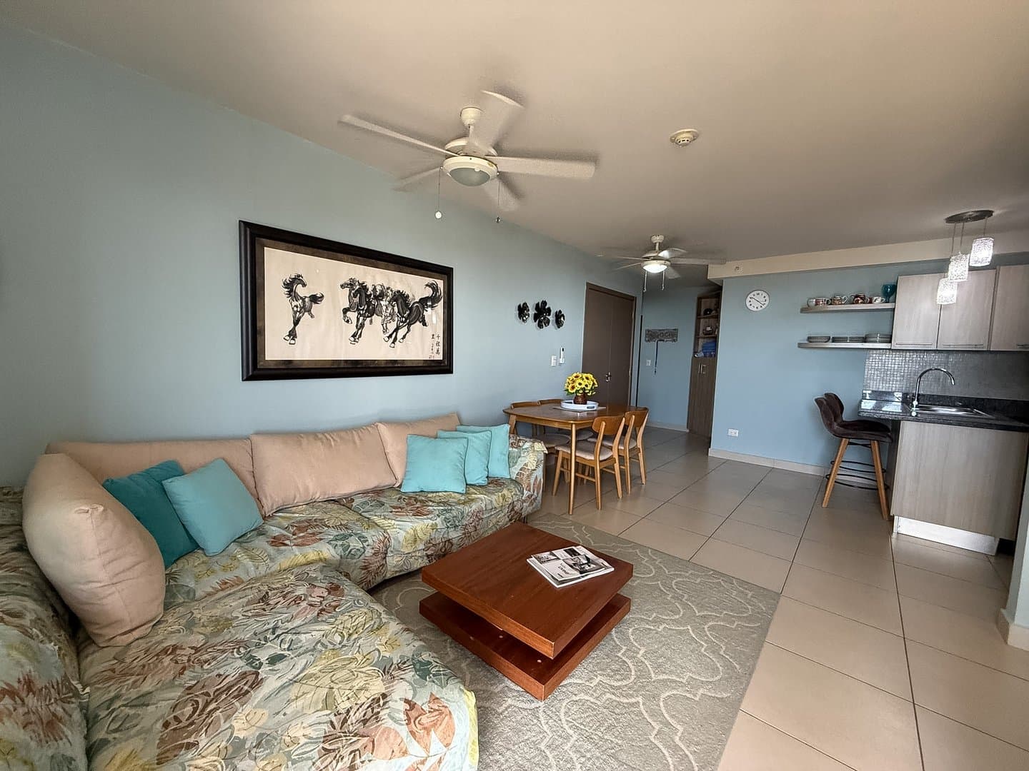 Turnkey 1-Bedroom Oceanview Condo with Expansive Balcony, San Carlos  R-0606 - Image 2