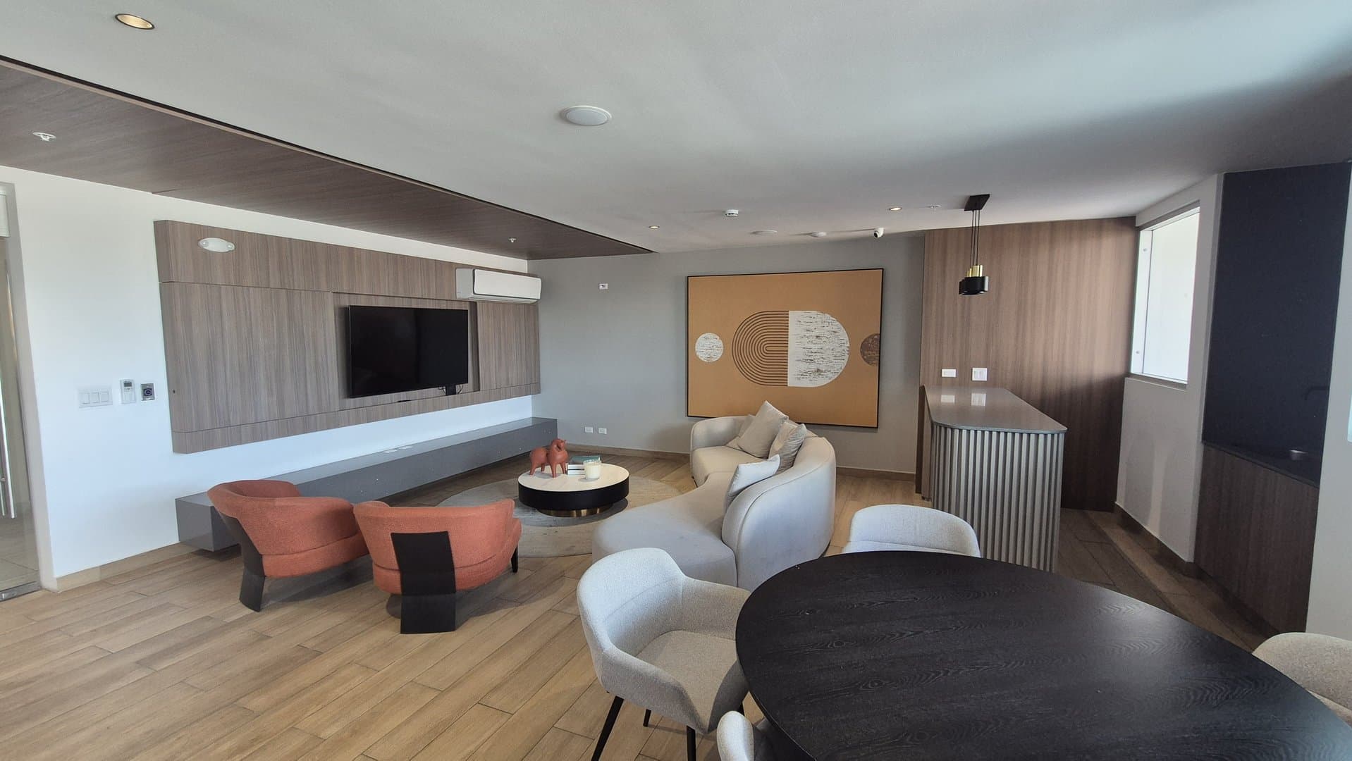 Exceptional Investment Opportunity in a Prime Location — Modern 2-Bedroom Apartment P-0330 - Image 59