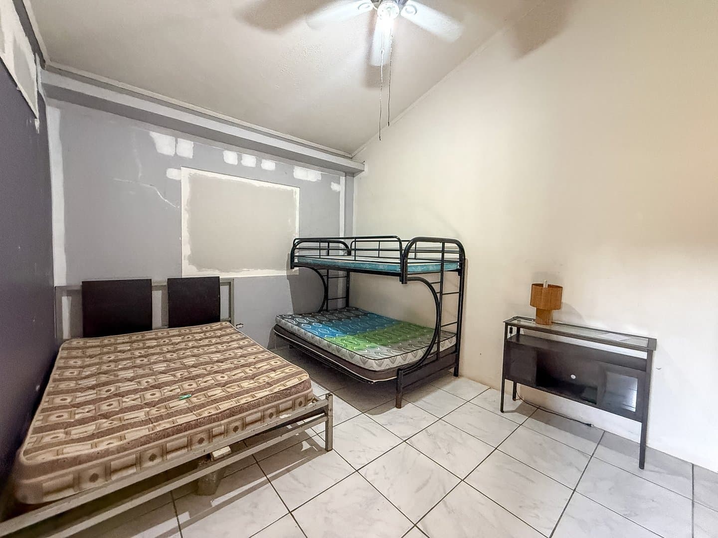 Spacious Corner Estate with Pool in Coronado – Renovation & Investment Opportunity | P-0319 - Image 22