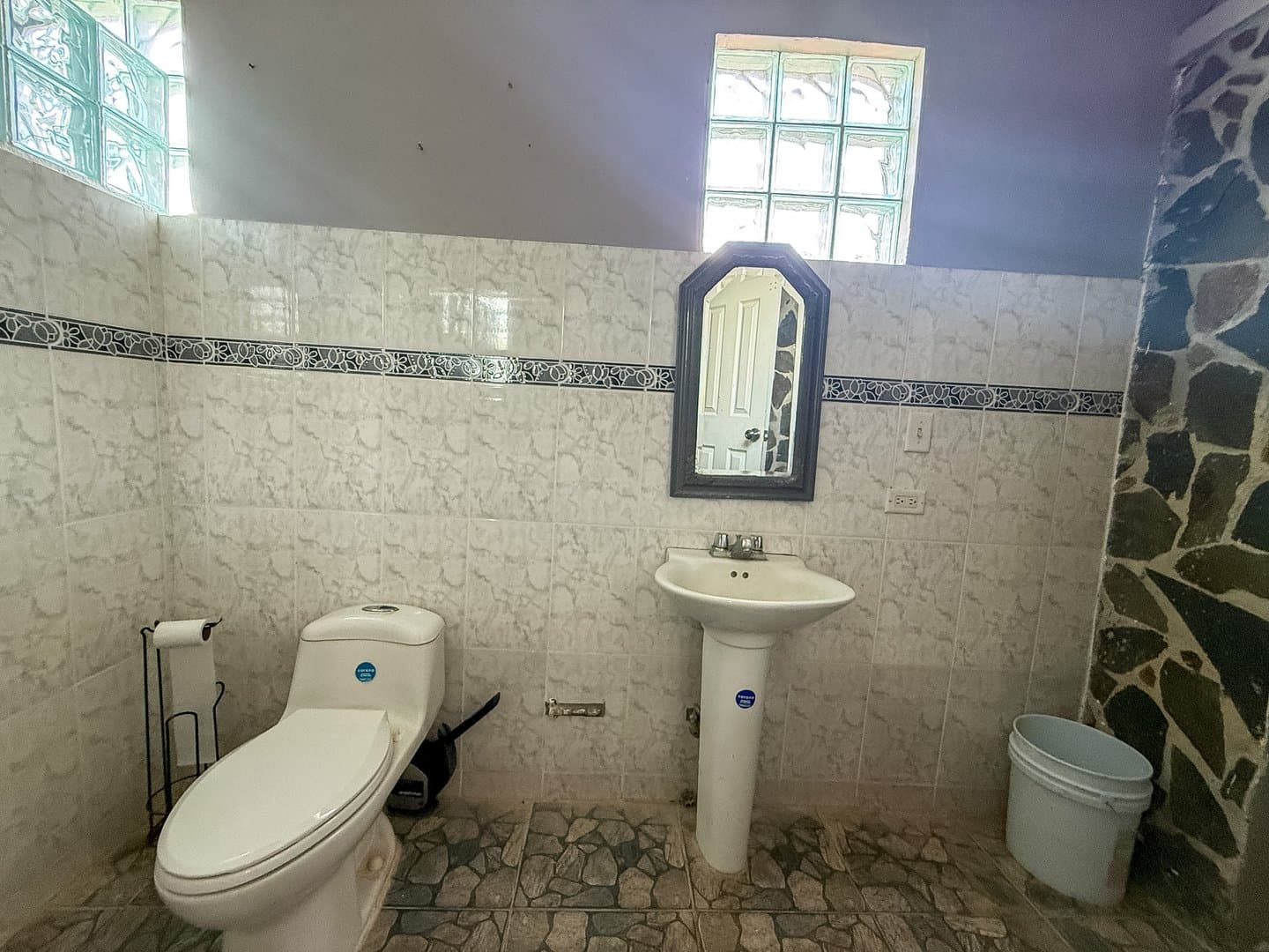 Spacious Corner Estate with Pool in Coronado – Renovation & Investment Opportunity | P-0319 - Image 26