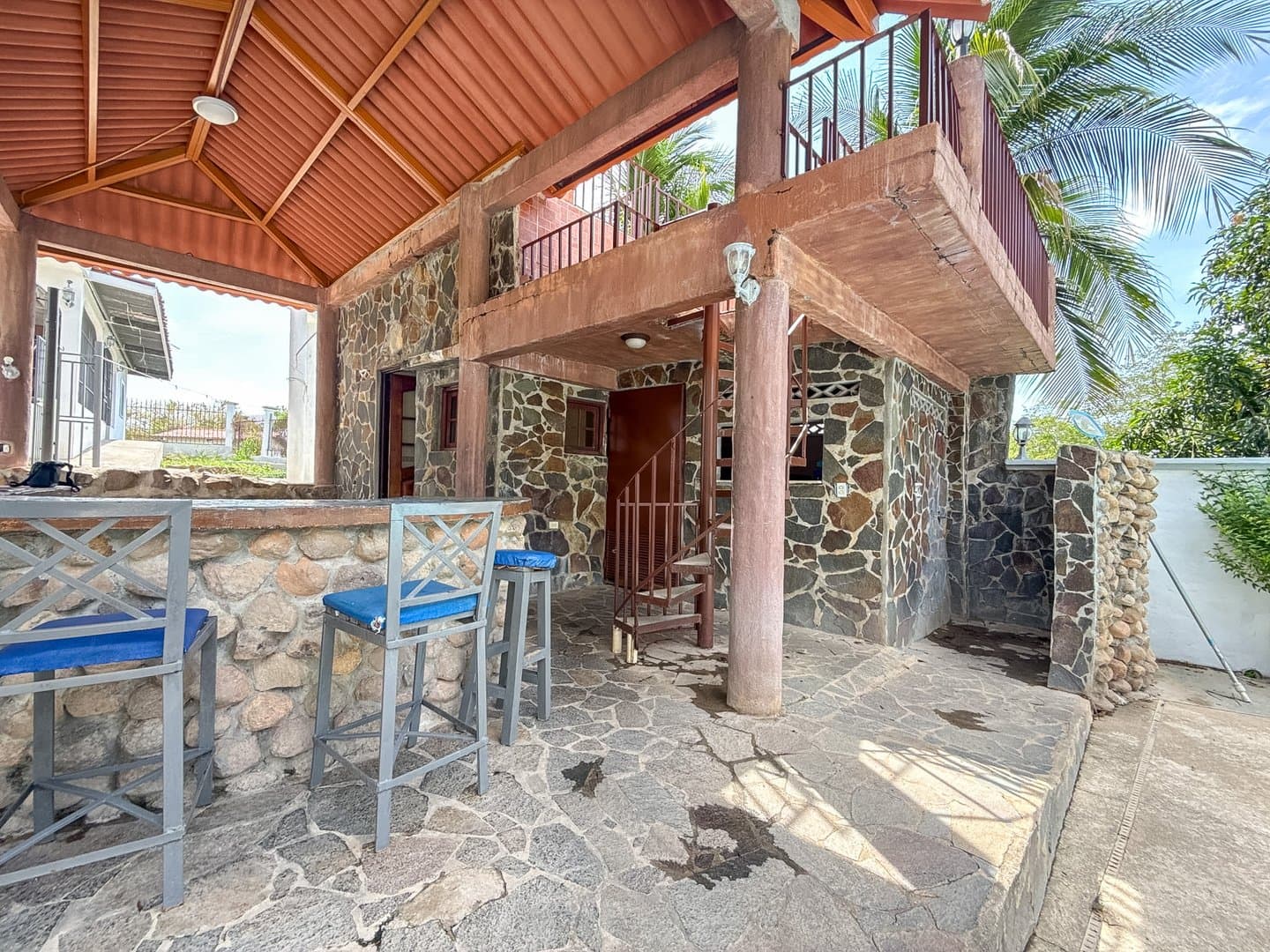 Spacious Corner Estate with Pool in Coronado – Renovation & Investment Opportunity | P-0319 - Image 29