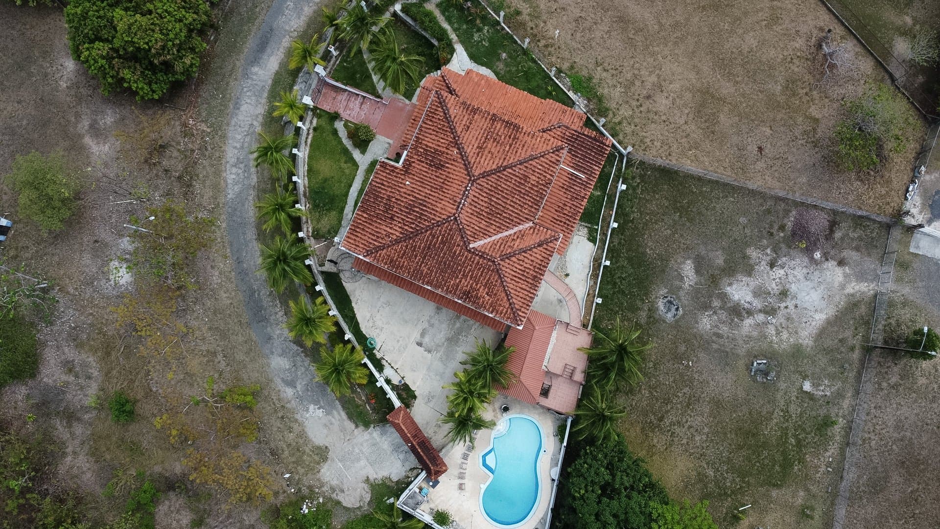 Spacious Corner Estate with Pool in Coronado – Renovation & Investment Opportunity | P-0319 - Image 40