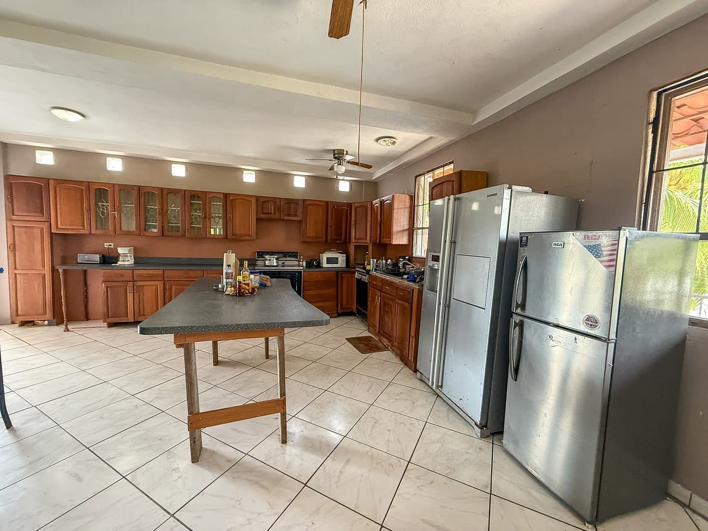 Spacious Corner Estate with Pool in Coronado – Renovation & Investment Opportunity | P-0319 - Image 12