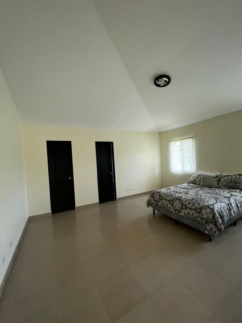 Spacious 3-Bedroom Home for Sale in Coronado Gated Community P-0311 - Image 12