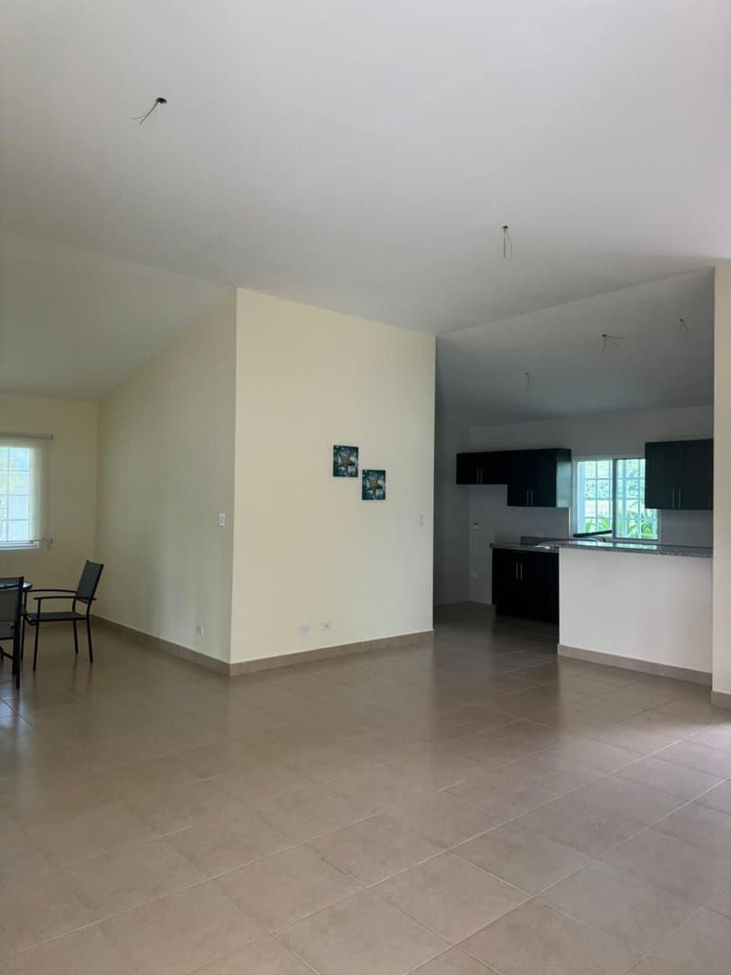 Spacious 3-Bedroom Home for Sale in Coronado Gated Community P-0311 - Image 8