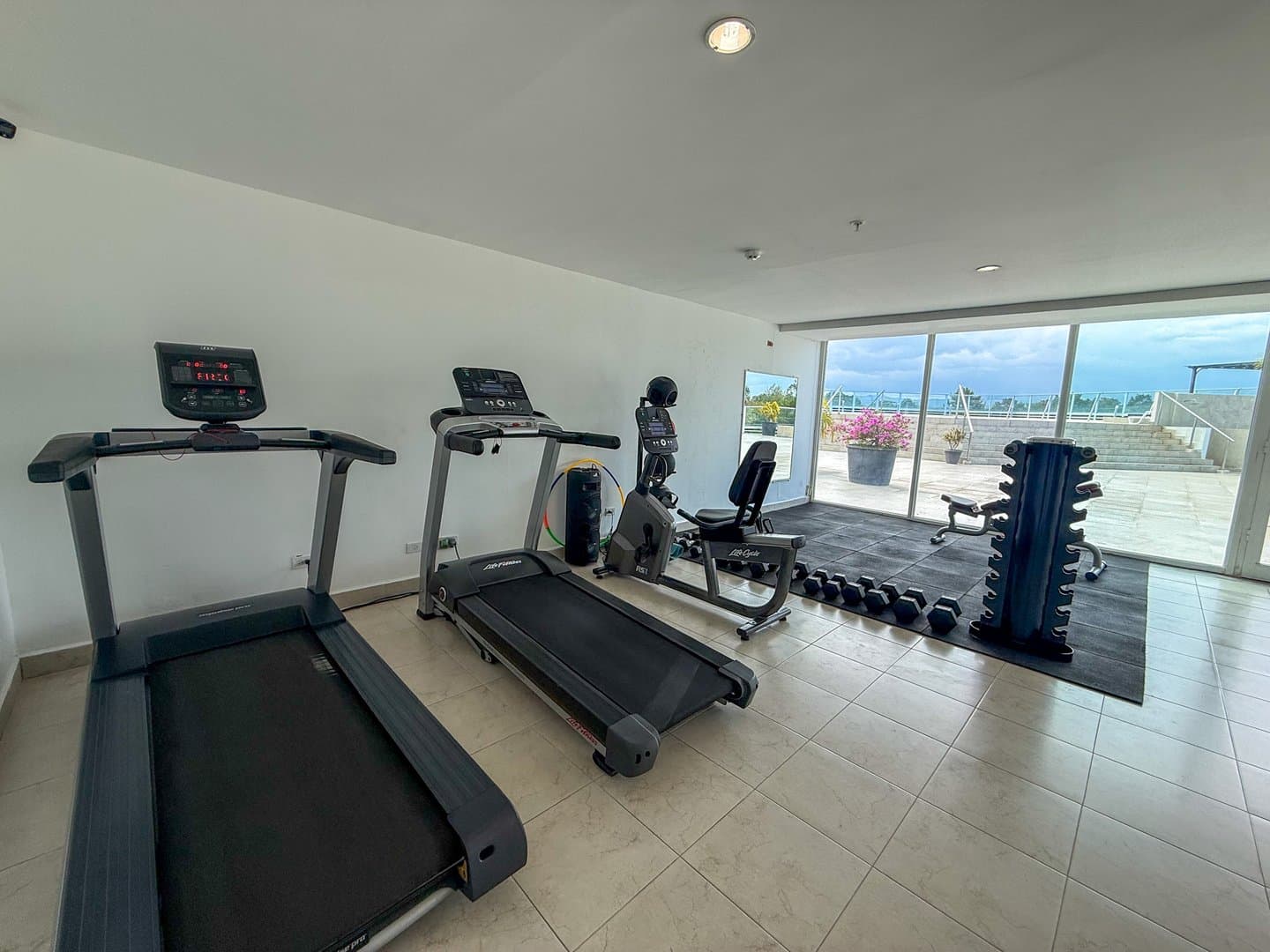 Beachside Studio in Coronado | Tasteful Decor | Walk to Beach | Coronado, Panama R-0294 - Image 19