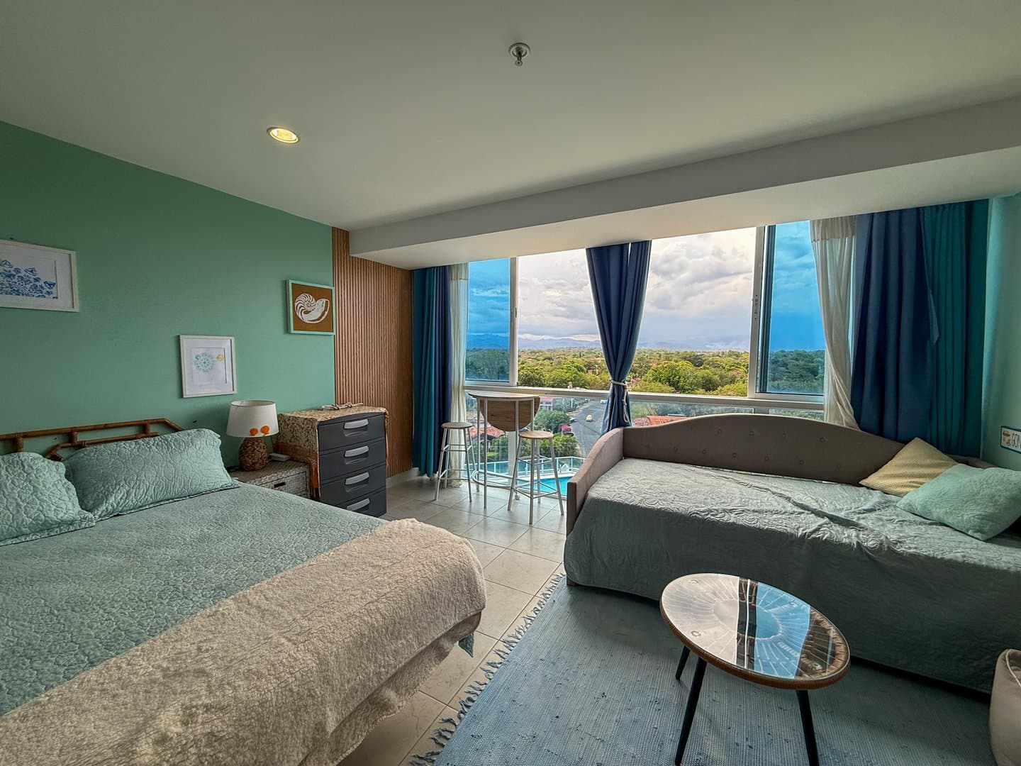 Beachside Studio in Coronado | Tasteful Decor | Walk to Beach | Coronado, Panama R-0294 - Image 5