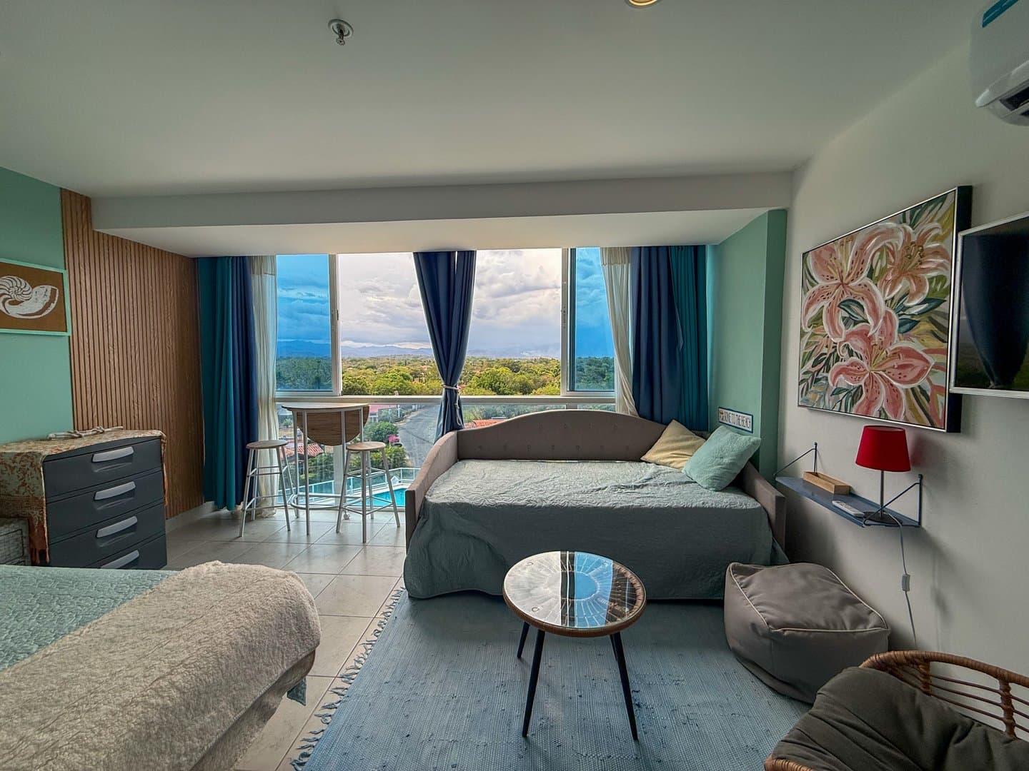 Beachside Studio in Coronado | Tasteful Decor | Walk to Beach | Coronado, Panama R-0294 - Image 9