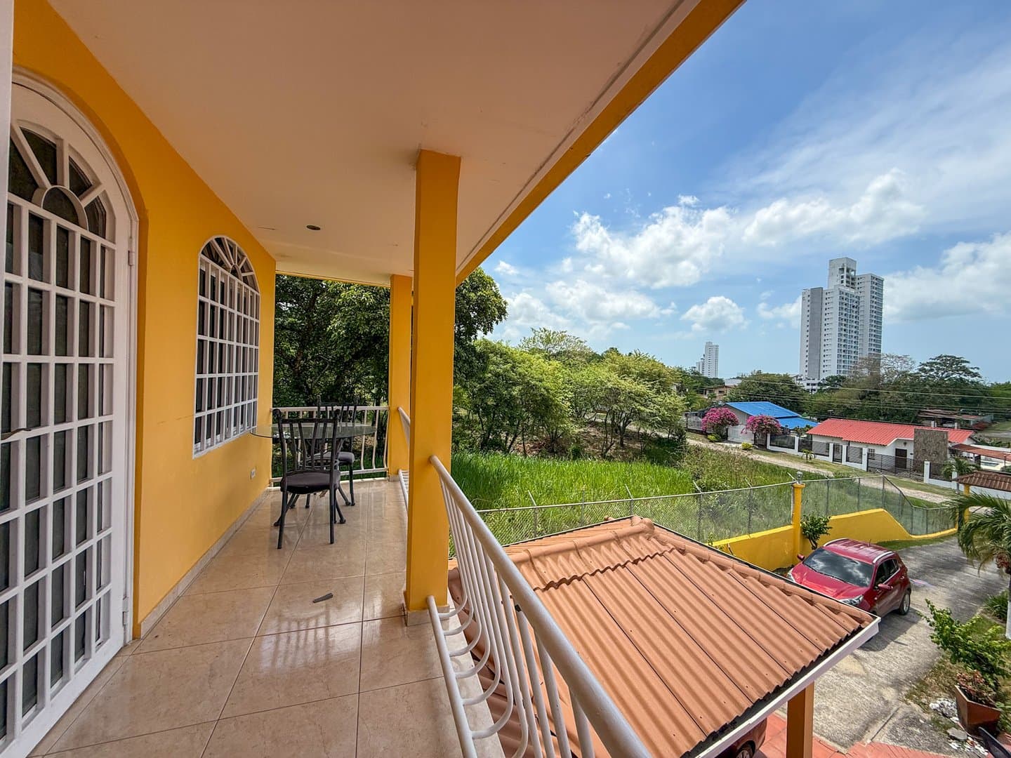 Beachside Tropical Retreat with Two Homes, Exceptional Investment Opportunity in Gorgona, Panama Oeste R-0260 - Image 22