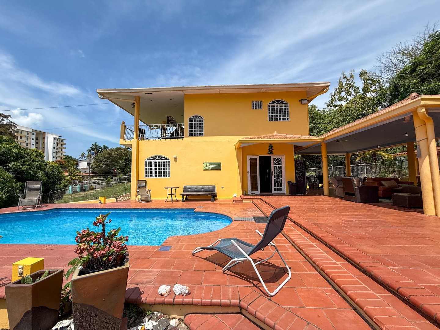 Beachside Tropical Retreat with Two Homes, Exceptional Investment Opportunity in Gorgona, Panama Oeste R-0260 - Image 24