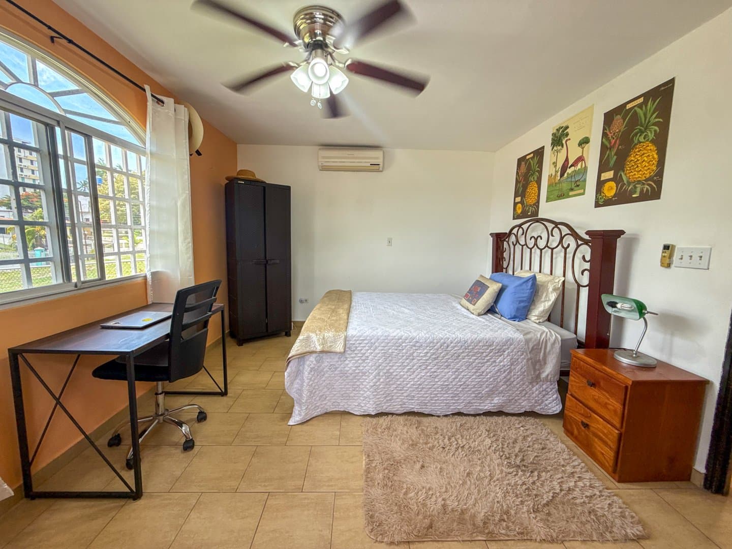 Beachside Tropical Retreat with Two Homes, Exceptional Investment Opportunity in Gorgona, Panama Oeste R-0260 - Image 30