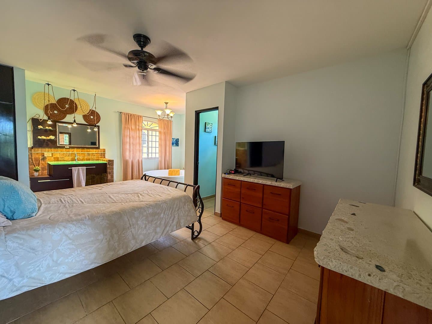 Beachside Tropical Retreat with Two Homes, Exceptional Investment Opportunity in Gorgona, Panama Oeste R-0260 - Image 35
