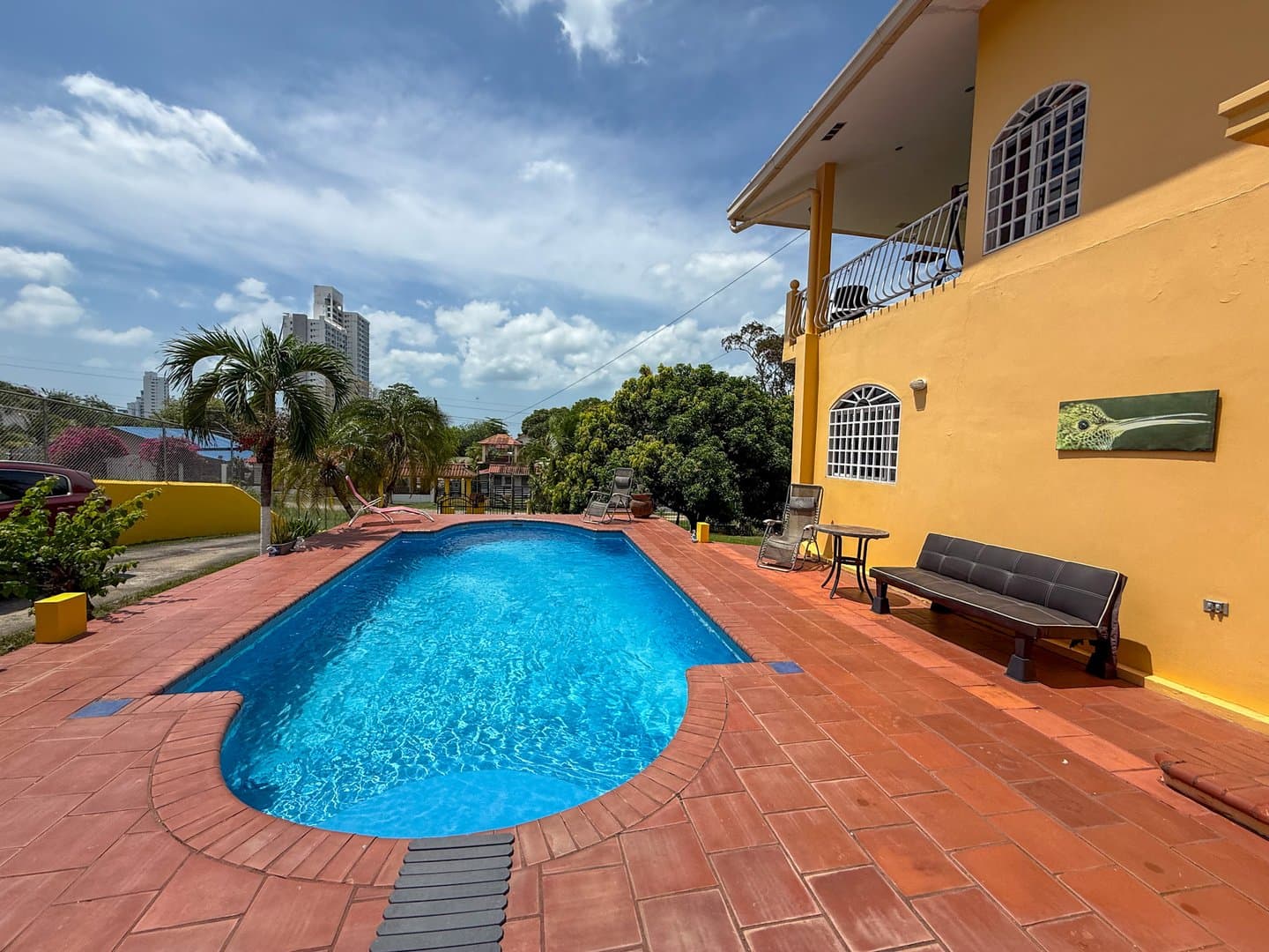 Beachside Tropical Retreat with Two Homes, Exceptional Investment Opportunity in Gorgona, Panama Oeste R-0260 - Image 44