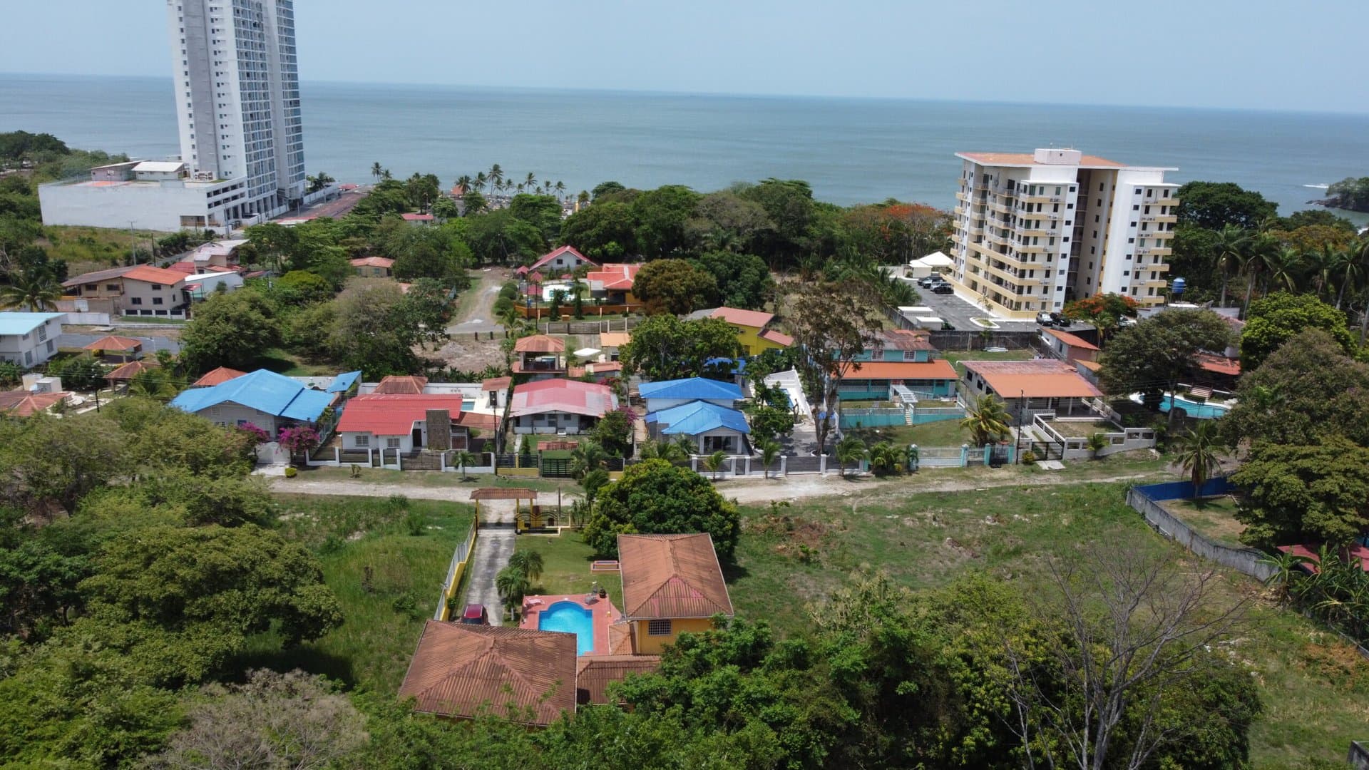 Beachside Tropical Retreat with Two Homes, Exceptional Investment Opportunity in Gorgona, Panama Oeste R-0260 - Image 47