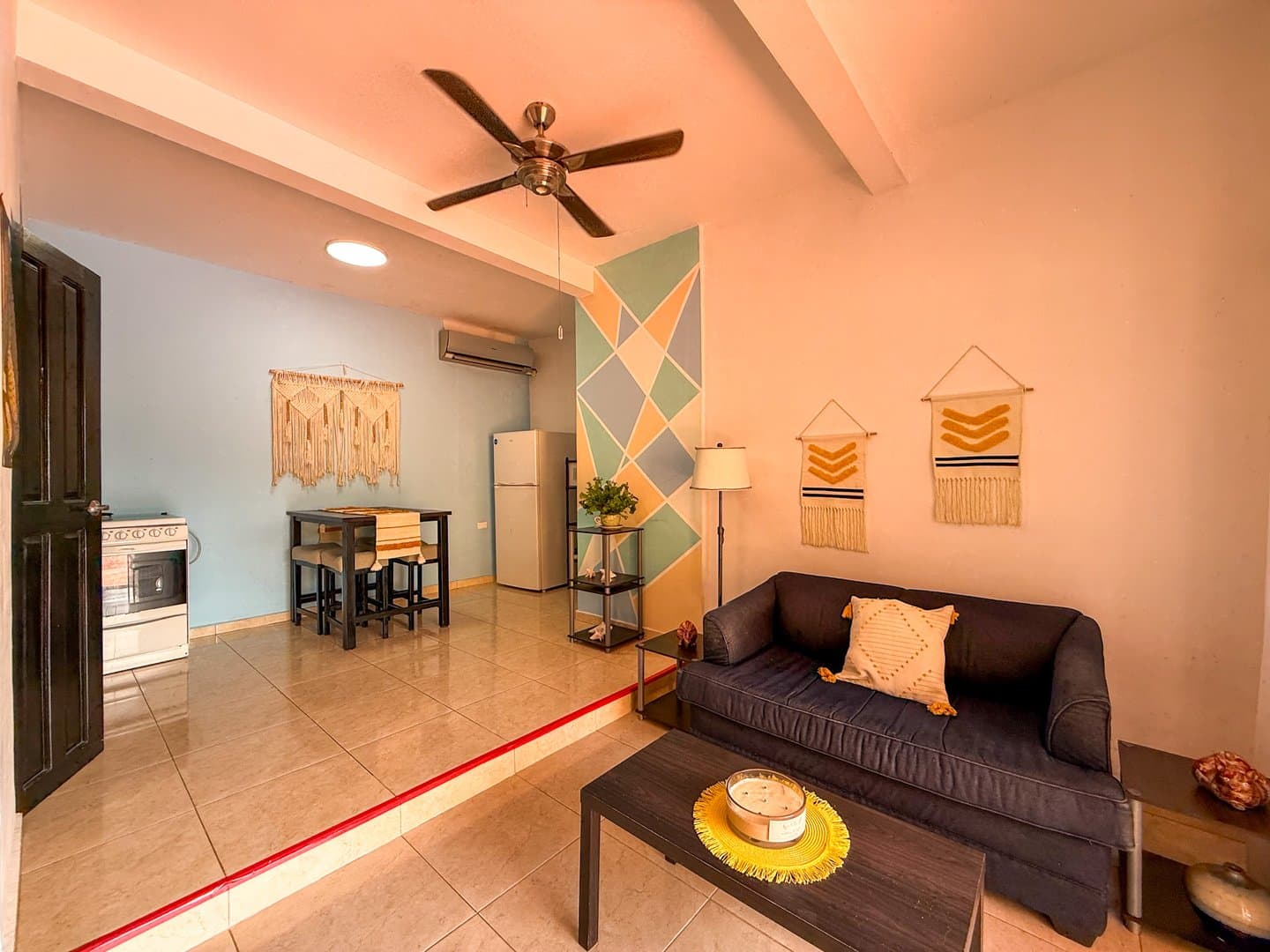 Beachside Tropical Retreat with Two Homes, Exceptional Investment Opportunity in Gorgona, Panama Oeste R-0260 - Image 8