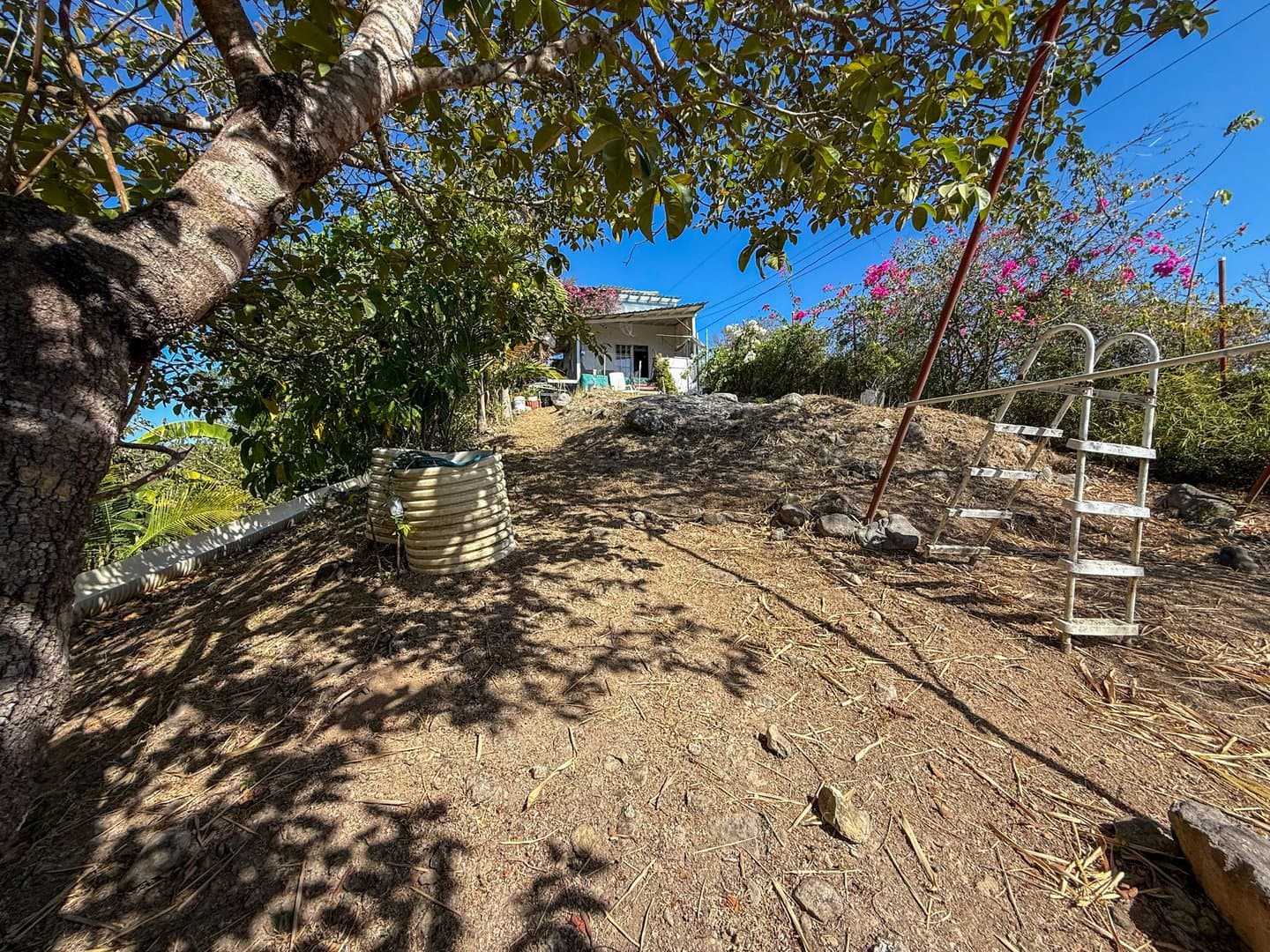 Charming Tropical Home in San Carlos, Panama Oeste R-0124 - Image 14