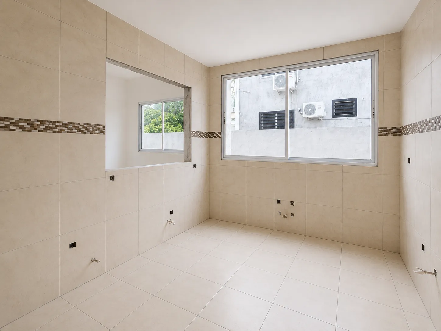 3 Bedroom Coastal Residence in Malibu, Nueva Gorgona, Panama R-0002 - Image 5
