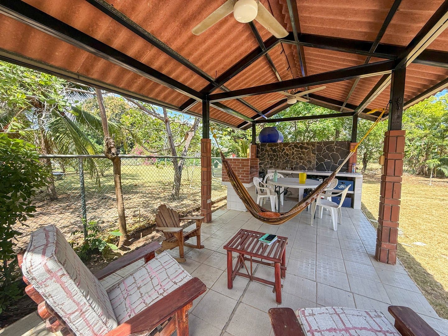 Spacious 6-Bedroom Family Home in the Heart of Coronado – Walk to Beach & Amenities R-0081 - Image 32